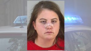 Post-Christmas party problem: Woman returned to punch dad, pull out mom’s hair over baby, report says
